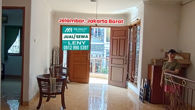 Murah Rumah Bagus Siap Huni 2 Lantai di Jelambar, Jakarta Barat