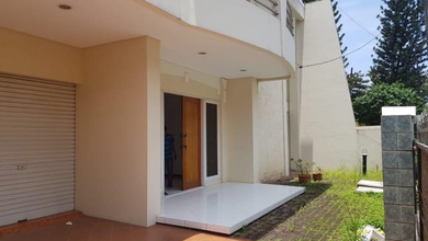 Rumah Lebar 15 Di Green Ville Jakarta Barat