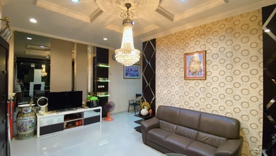 Rumah Siap Huni Lebar 9 di Tomang Semifurnish