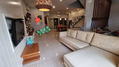 Dijual Cepat Rumah Manyar Pik Rapih Siap Huni