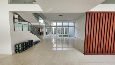 Cash/Kpr! Dijual Rumah Mewah Citra 6 Lantai Mezzanin Siap Huni