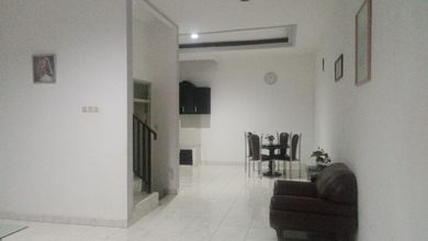 DIJUAL RUMAH 3 LANTAI DI CITRA1