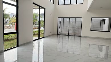 Dijual ! Rumah Pik 2 Villa Pasir Putih 5 Luas 13x20 ! Hook Danau!