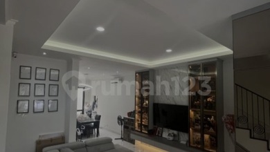 Dijual Rumah Cakep 3 Lantai Furnished 6X18 Winona Alam Sutera