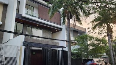 Jual Murah! Minimalis! Brand New! Rumah 3 Lantai 10x20 Citra2 Ext