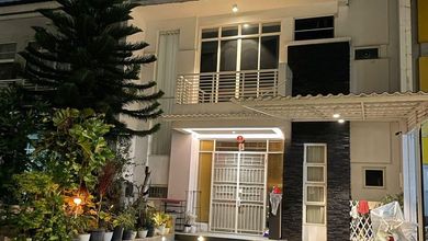 Jual Cepat! Rumah Golf Lake 2 Lantai 8x18 Full Renov