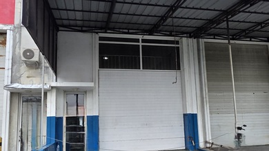 Dijual Murah! Gudang 3 Lantai Full Uk 6X20 di Bizpark Daan Mogot
