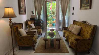 Dijual! Rumah 2 Lantai Luas 180 M2 Di Puri Kencana