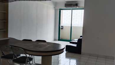  Dijual 2 BR Apartemen Cempaka Mas