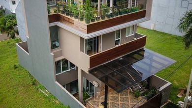 Rumah Premium di Lokasi yang sangat Strategis Gading Serpong. Full Furnish. Siap Huni