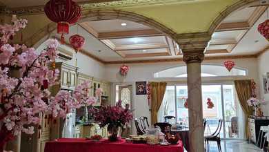 Dijual Rumah Bagus Mewah di Petojo Utara. Ada Kolam Renang, Semi Furnished