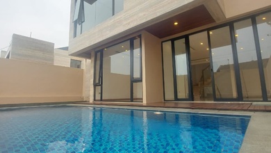 BRAND NEW PEJATEN MININALIST MODERN