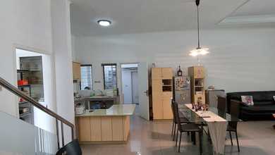 BRAWIJAYA, RUMAH MEWAH HOOK LINGKUNGAN BAGUS DAN STRATEGIS, JAKARTA SELATAN 