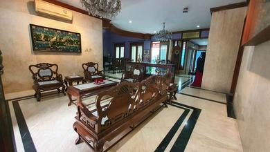 TEBET, JUAL CEPAT RUMAH CLASIC DALAM KOMPLEK, JAKARTA SELATAN