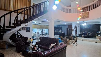 PERMATA HIJAU, RUMAH DLM KOMPLEK TERAWAT, JAKARTA SELATAN 