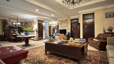 Permata Hijau, Best Price Rumah Siap Huni Lokasi Prime Keamanan 24jam, Jakarta Selatan