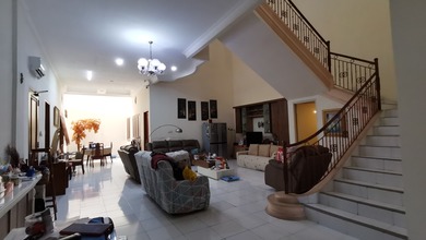 Dijual Rumah di Pluit Murni Raya. 3 Lantai Luas 13X25m