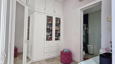 DIJUAL RUMAH 4 LANTAI HOEK PERUM CITRA 2 EXT