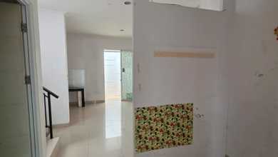 Dijual Rumah Tinggal 2 Lantai Cluster Australia Green Lake City, Tangerang