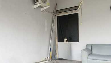 DIJUAL RUMAH TINGGAL DI CLUSTER AMERIKA LATIN GREEN LAKE CITY LB 180M2