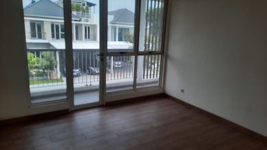 Dijual Rumah 2 Lantai Ukr 10x20m2 Di Cluster Ciri Komp Suvarna Sutera,tangerang