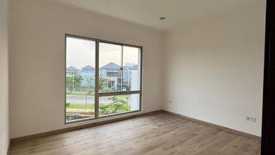 Jual Rumah Baru area Golf Island, Jakarta Utara Luas 300 m2