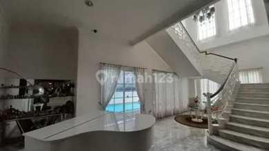 Dijual Rumah Mewah 2 lantai di Perumahan  Puri Indah ,Jakarta Barat