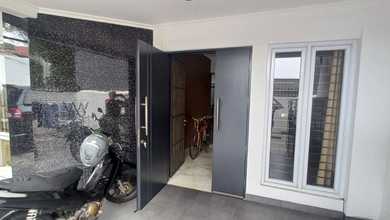 Dijual Rumah Sangat Bagus Di Intercon Kebun Jeruk