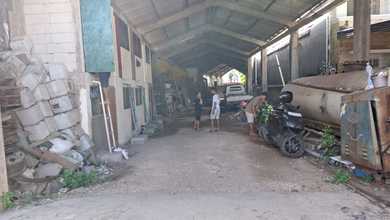 o DIJUAL BANGUNAN DAN  TANAH 1,700 M2 DAN GUDANG DI JALAN DURI KOSAMBI RAYA