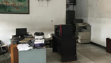 Dijual Gudang/Pabrik ex Pabrik alas kaki di Tegal Alur,Kslideres Jakbar