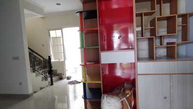 O Dijual Rumah Perumahan Green Lake City 2 Lantai Ukuran 8X15. Tangerang