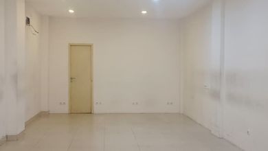Dijual Ruko 3 Lantai Jalan Kemuning Tomang Jakarta Barat