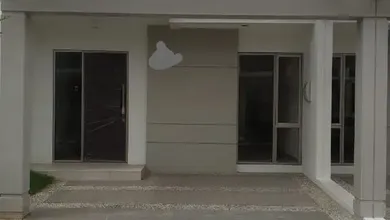 Rumah Sewa Pik 2, Tahap 1 , 2 Lantai Uk 6 X 10 Dekat dengan Akses Toll