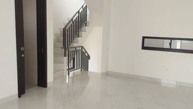 RUMAH SEWA GOLF ISLAND 3 LANTAI BARU 