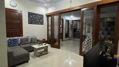 DIJUAL RUMAH DAN KOST-KOSTAN 10 KAMAR DI KELAPA DUA , TANGERANG