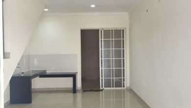 Disewakan Cepat Rumah 2 Lantai di West Europe, Green Lake City