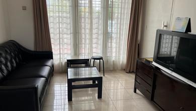 Disewakan Rumah 2 Lantai Furnished di Puri, Jakarta Barat