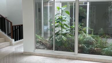 DIJUAL RUMAH 2 LANTAI DI SYMPHONIA SUMMARECON GADING SERPONG