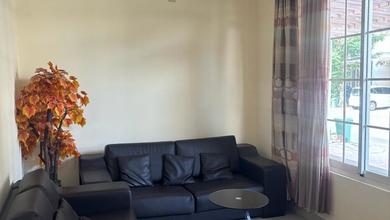 DIJUAL RUMAH WEST EUROPE FULL FURNISHED 2 LANTAI GREEN LAKE CITY