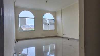 DISEWA RUKO GREEN LAKE CITY 3,5 LANTAI, TANGERANG