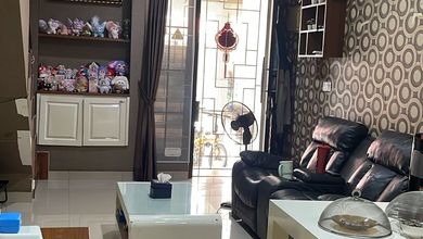 Dijual Rumah Cantik Full Furnished di Green Village, Cipondoh Tangerang