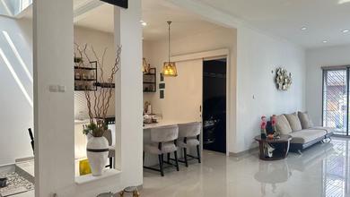 Dijual Rumah Cantik 2 Lantai di Nusa Loka, BSD