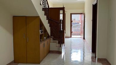 Dijual Rumah Bagus Siap Huni di Taman Surya, Jakarta Barat