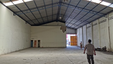 Disewakan gudang Meruya jakarta barat siap pakai.          
