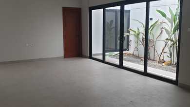 Dijual Rumah Muara Karang Cakep