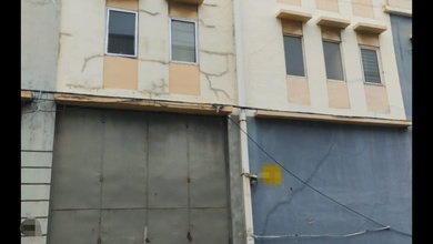 Dijual Gudang Elang Laut Pik