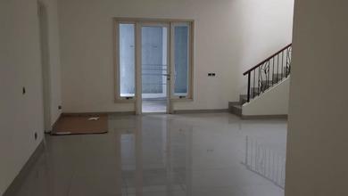 Dijual Cepat Dan Murah Rumah Pondok Hijau Golf, Siap Huni