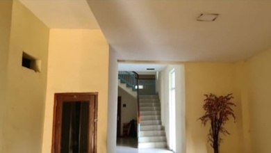 rumah kost di tengah kota karang anyar jakarta pusat