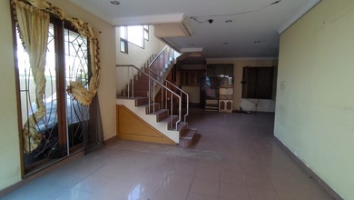 Rumah murah hook di green garden 2 Lantai 