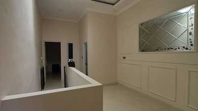 Rumah Bagus di cipondoh 2 Lantai